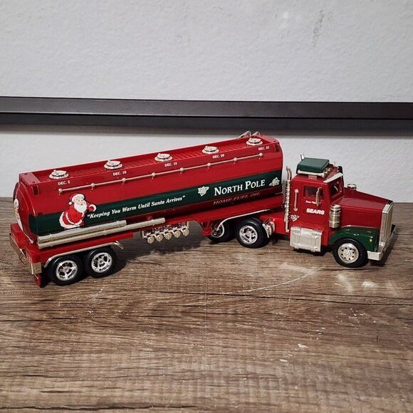 Sears 18-Wheel Tanker Truck 2000 Limited Edition Season's Greetings Christmas - Picture 4 of 4